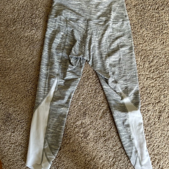 Lululemon Wunder Under Special Edition Cropped Leggings - Picture 3 of 5